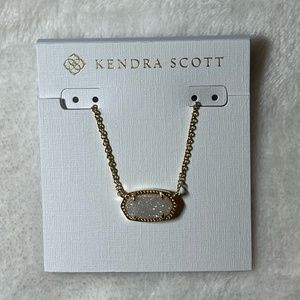 Kendra Scott - Elisa Gold Short Pendant Necklace